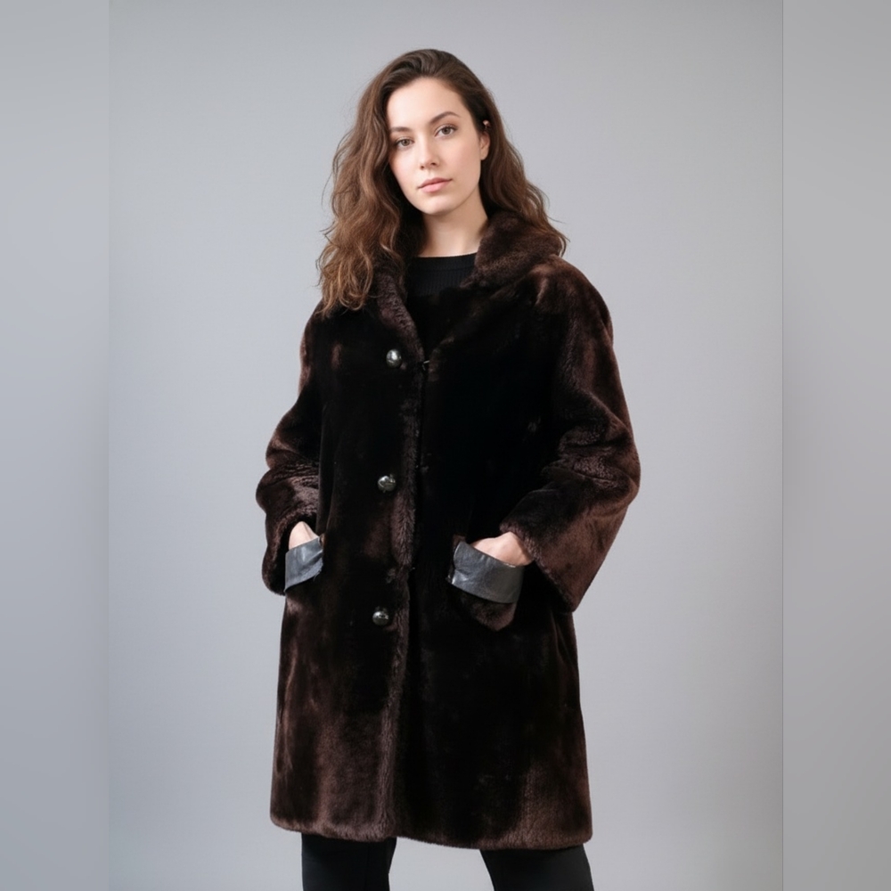 VTG Molot Furs Ltd. E. Angelo Real Sheared Beaver Fur Coat Dark Brown Leather